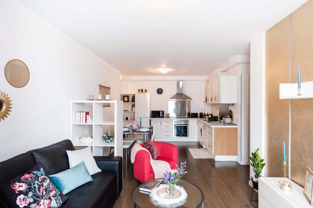 Stylish And Chic City Center Apartment With Wifi Σαν Κριστόμπαλ ντε Λα Λαγούνα Εξωτερικό φωτογραφία
